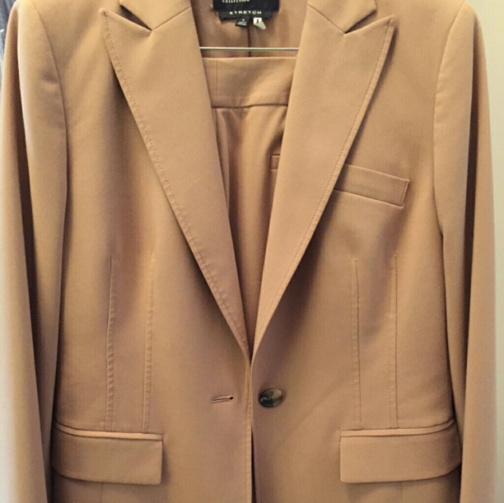 Jones New York set: suit and pants